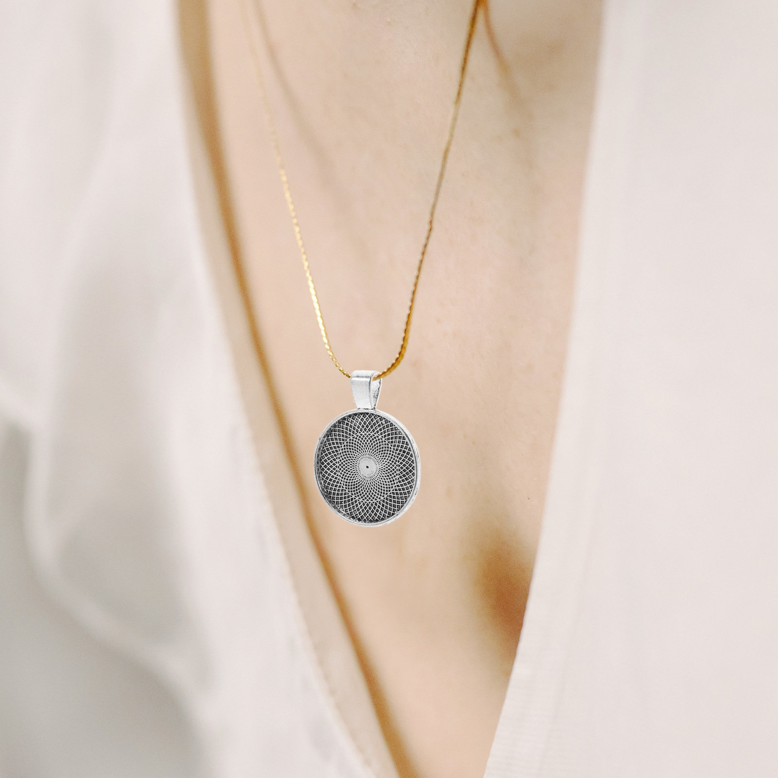 40 Pezzi di Basi per Ciondoli  - Pendant Blank Bezel recensione e prezzo