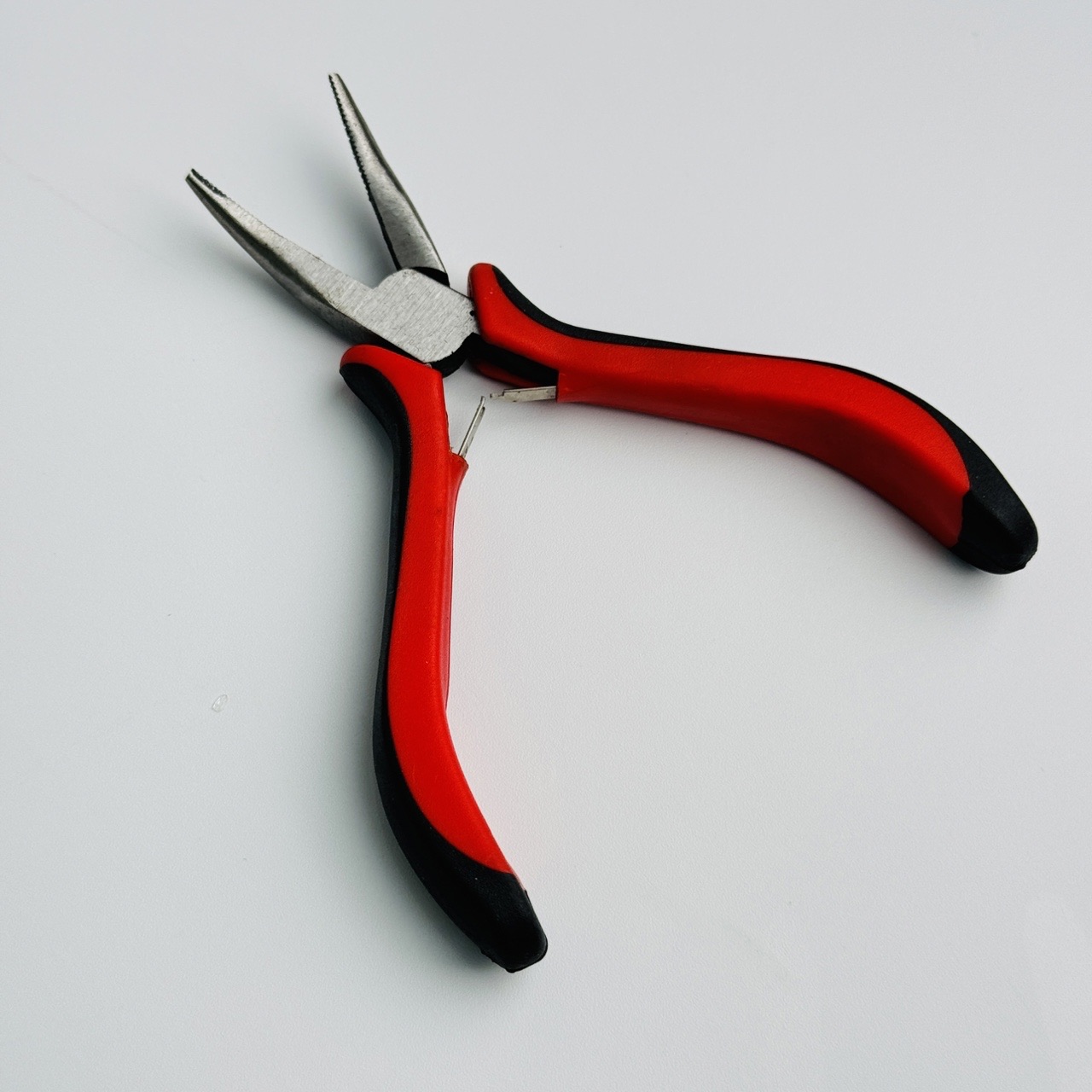 Pinza a Punta Fine in Acciaio  - Jewelry Making Needle Nose Pliers recensione e prezzo